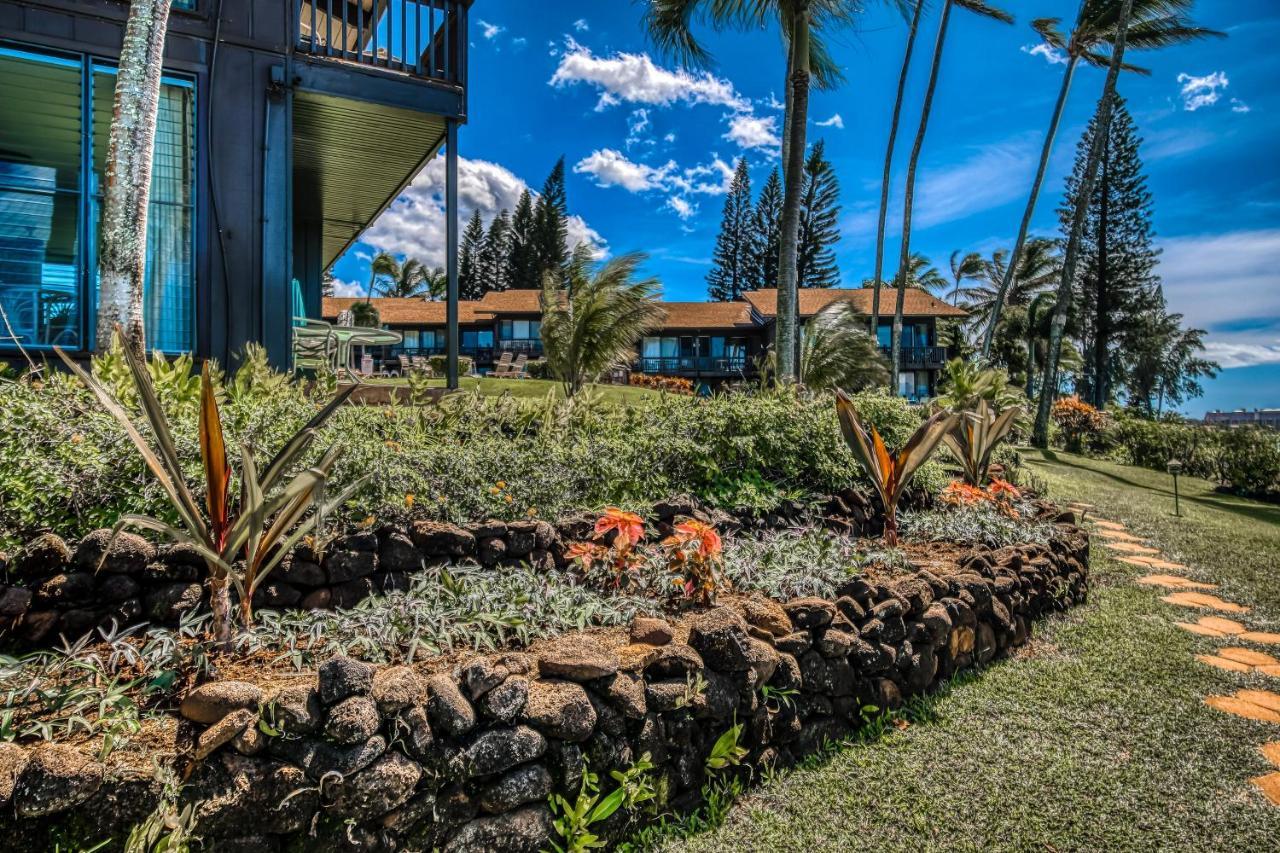 Mahina Surf Villa Kahana Room photo