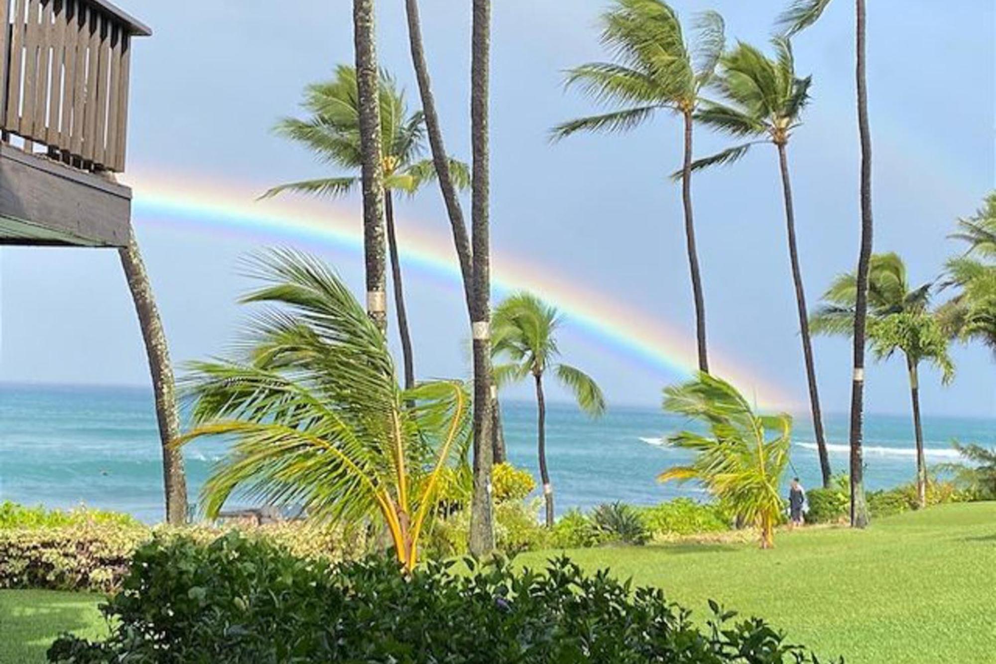 Mahina Surf Villa Kahana Room photo