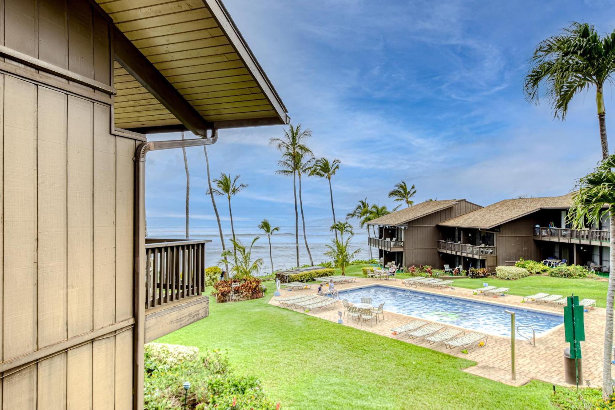 Mahina Surf Villa Kahana Room photo