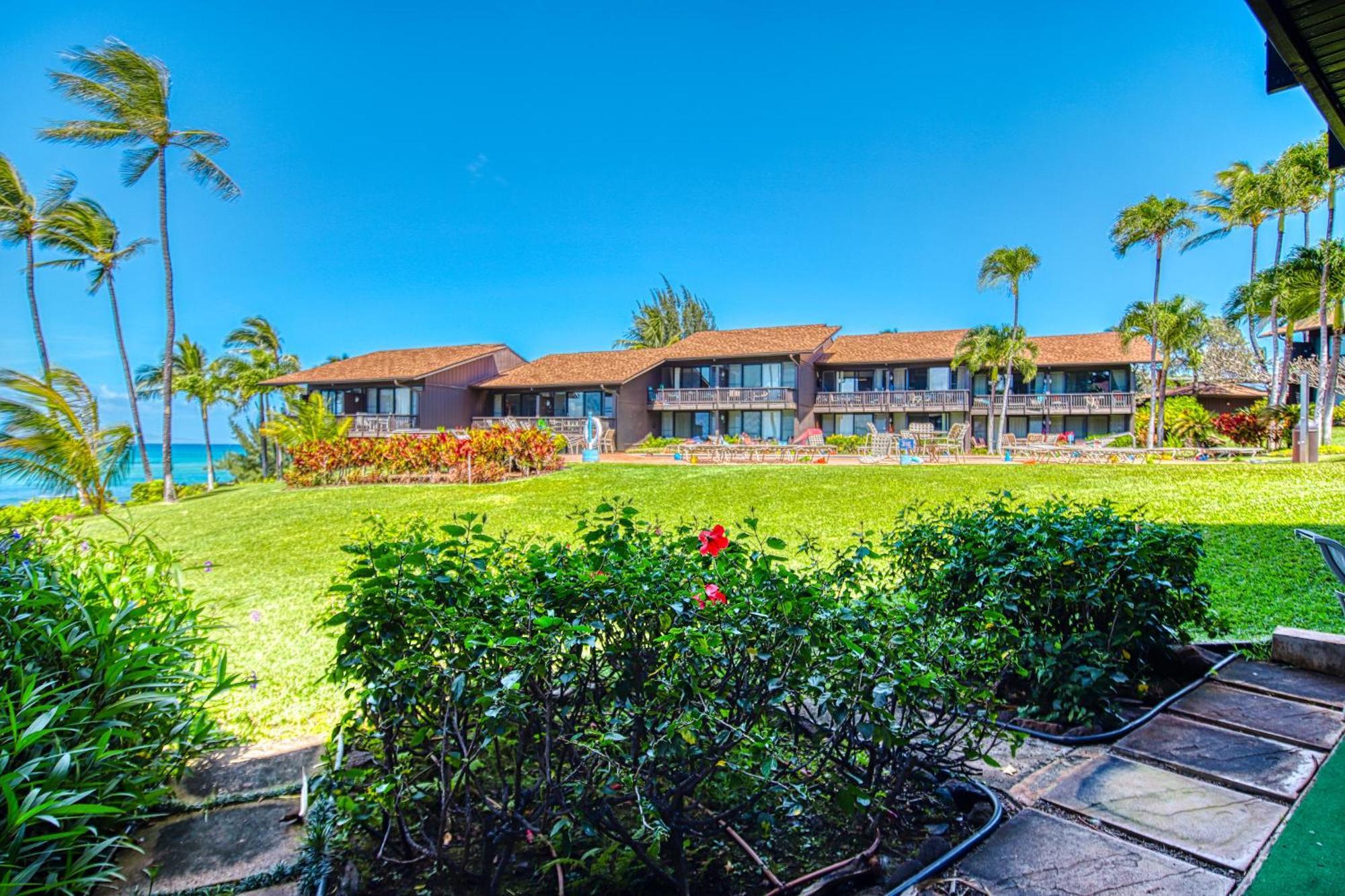 Mahina Surf Villa Kahana Room photo